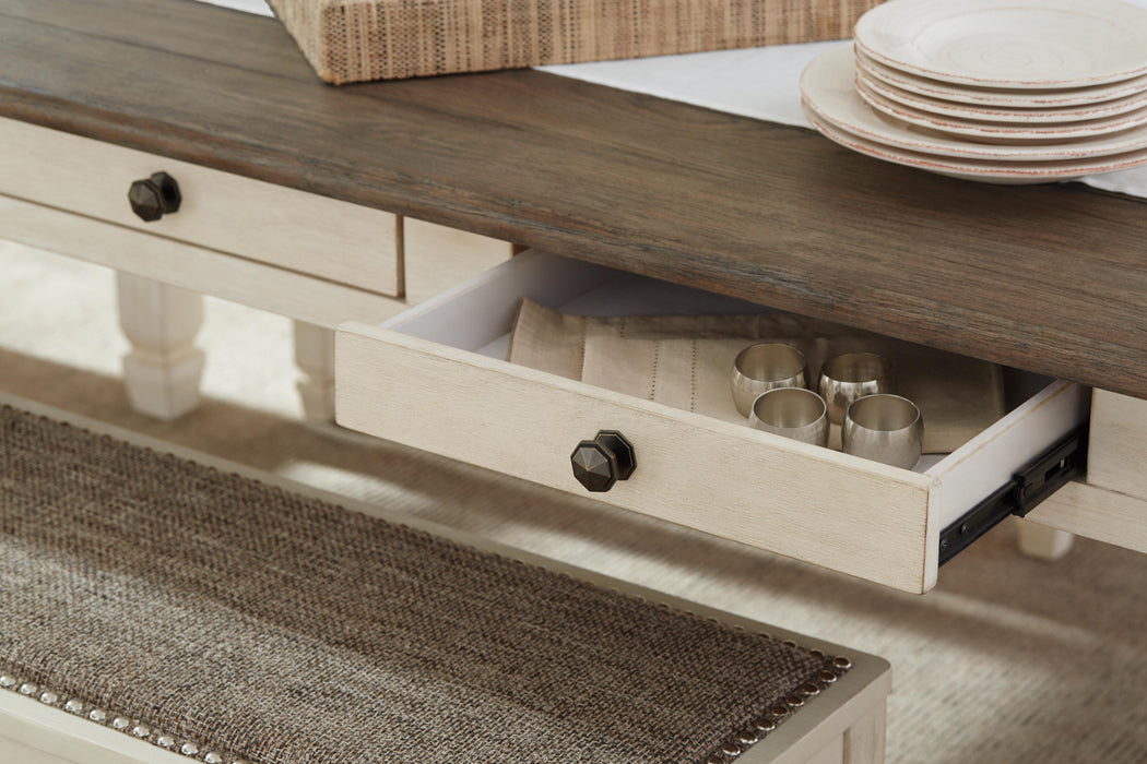 Bolanburg Dining Set