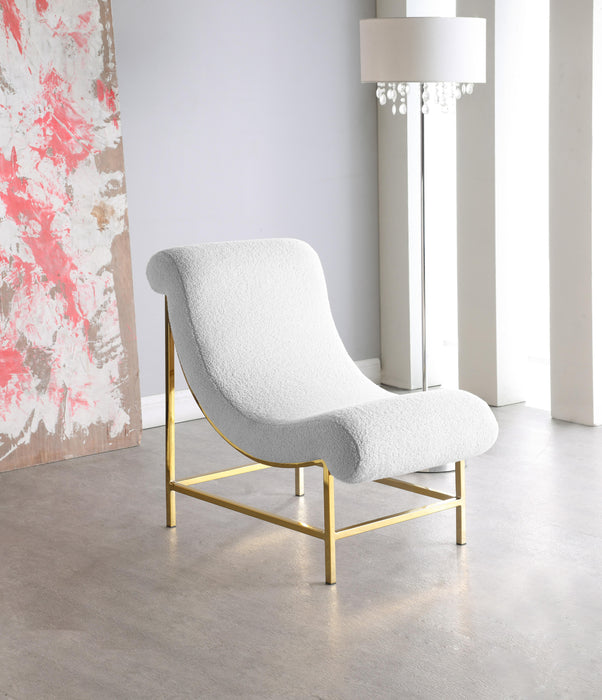 Nube White Faux Sheepskin Fur Accent Chair - D&N Furniture (PA)